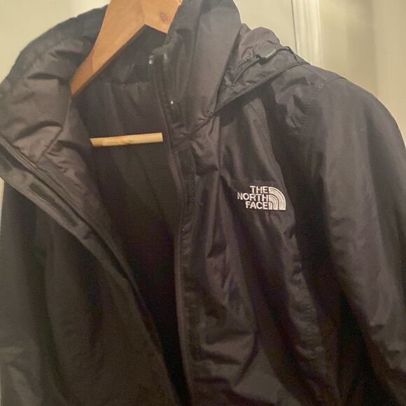 The North Face Women’s Resolve Black Jacket Hoodie Zip up Medium - Picture 3 of 8